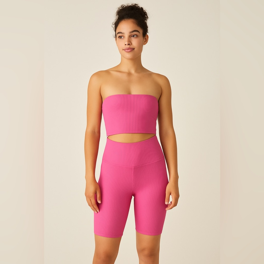 NWT Cream Yoga Hot Pink Biker Shorts size Small - Picture 3 of 8